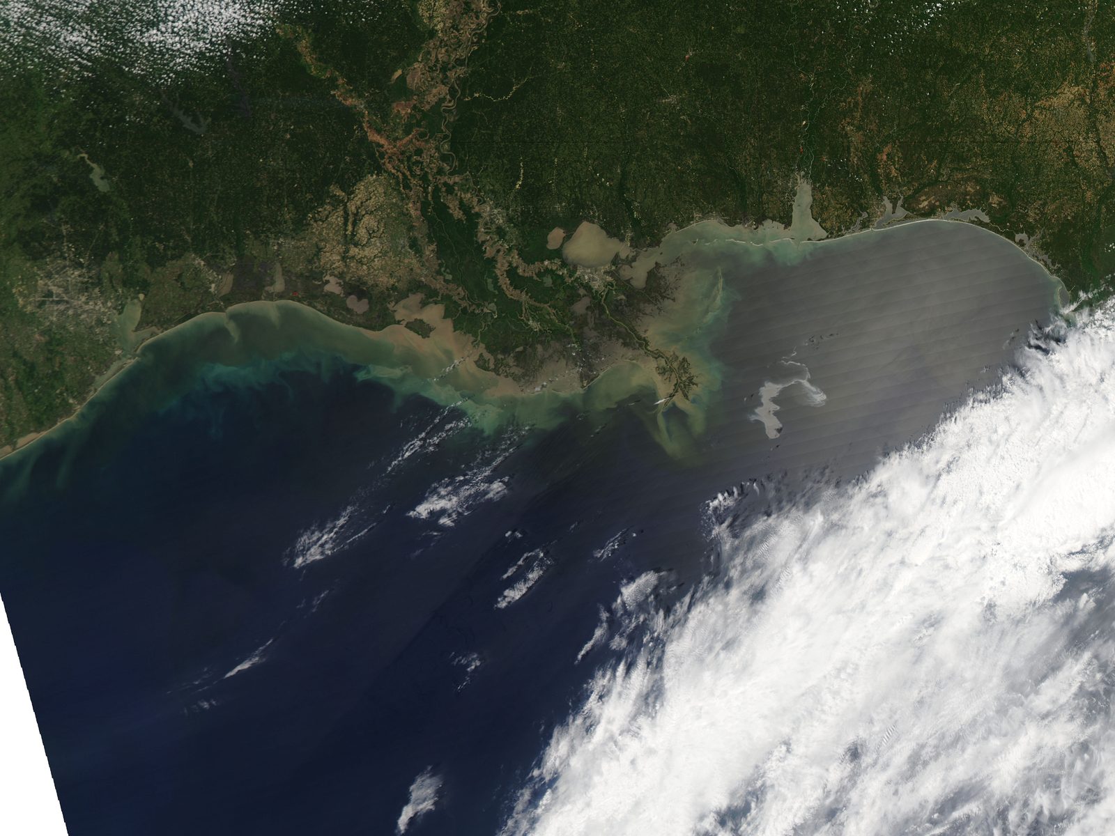 NASA satellite view of Deepwater Horizon oil plume in the Gulf of Mexico, May 2011